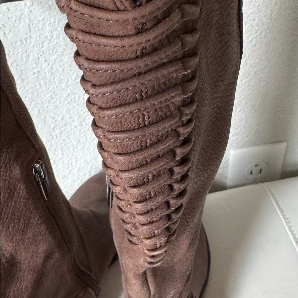 Vince Camuto Brown Heeled Boots with Slouchy Design